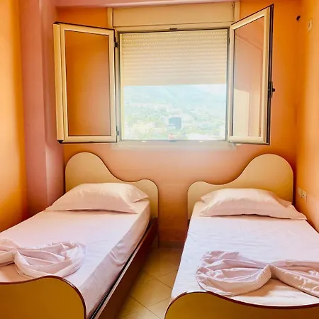 Lungomare Rei's Διαμέρισμα *