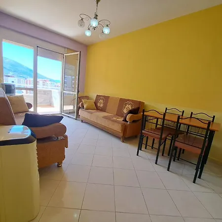 Apartment Lungomare Rei's