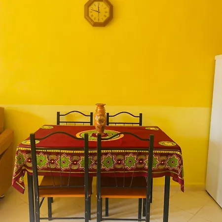 Lungomare Rei's アパート